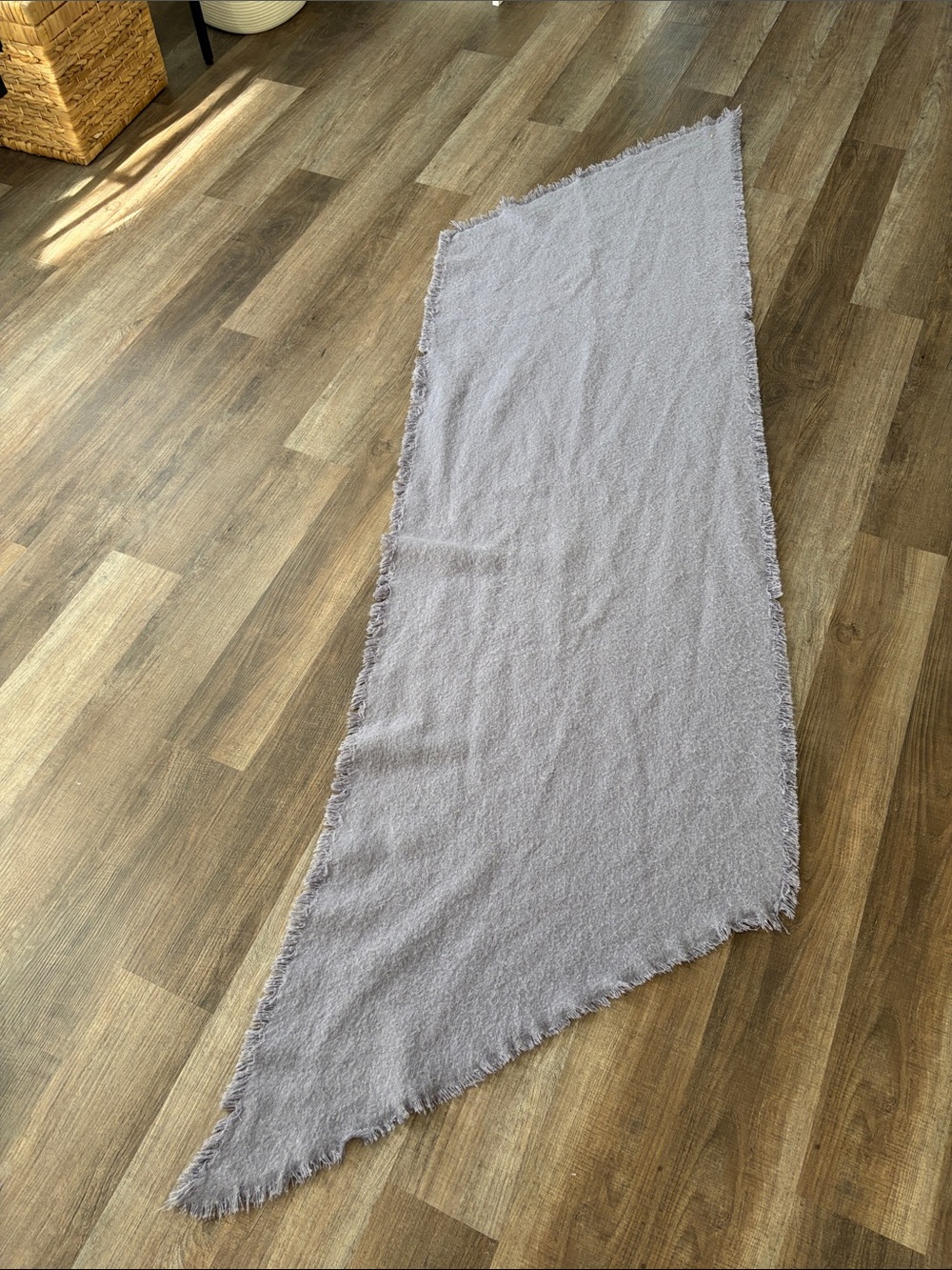 Cozy purple blanket scarf - Picture 3 of 3